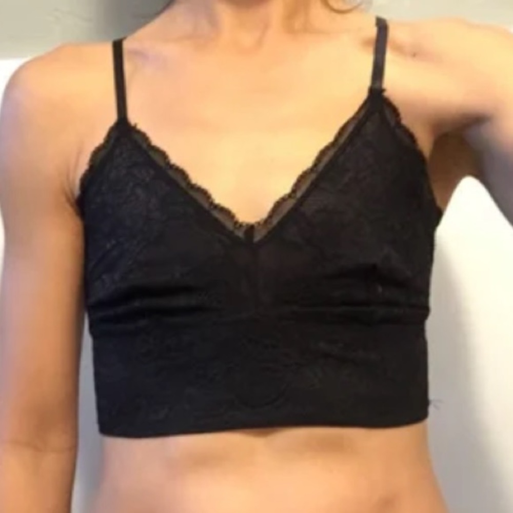 Women- V Neck Elegant Black Lace Crop Bralette | XS